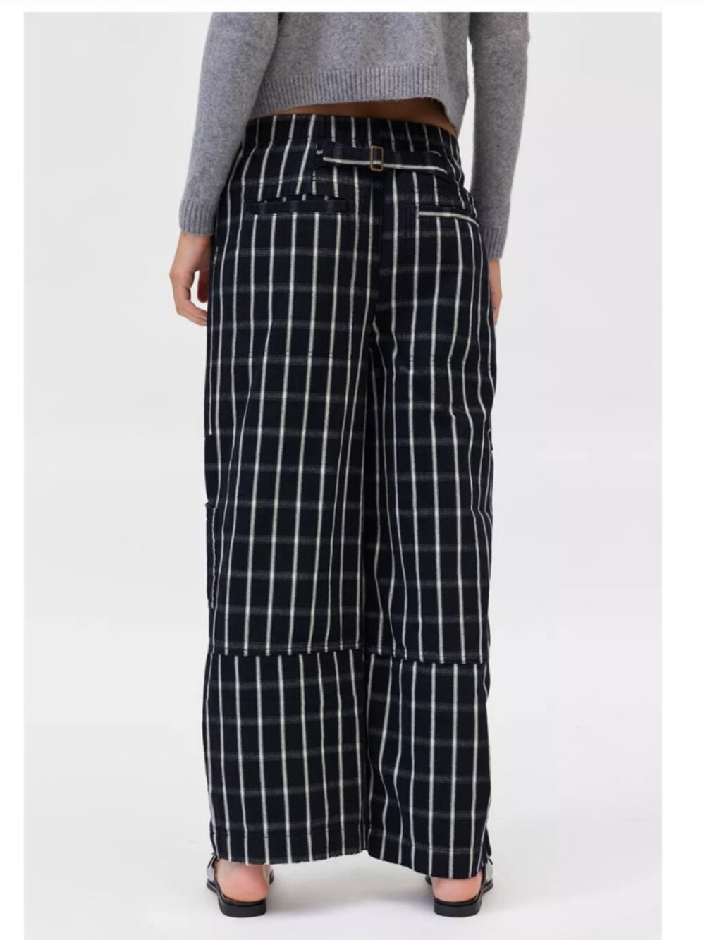 BDG - Charlie Low-Rise Plaid Baggy Pants, Size M - Picture 2 of 9